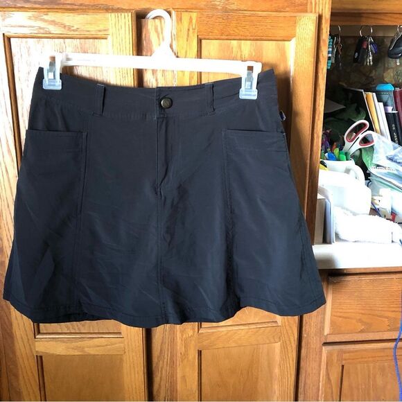 LL Bean Women’s Performance A-Line Skort - 6 - Picture 3 of 9